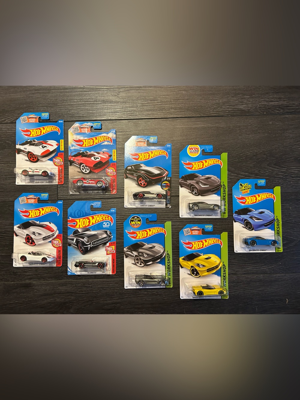 Hot Wheels Corvette Stingray Collection - 9 Cars